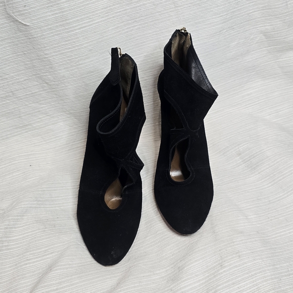 Aquazzura "Sexy Thing" Cut Out Heels - Picture 3 of 6